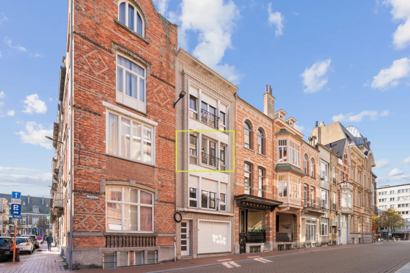 Te renoveren 2-slaapkamerappartement op toplocatie in Blankenberge