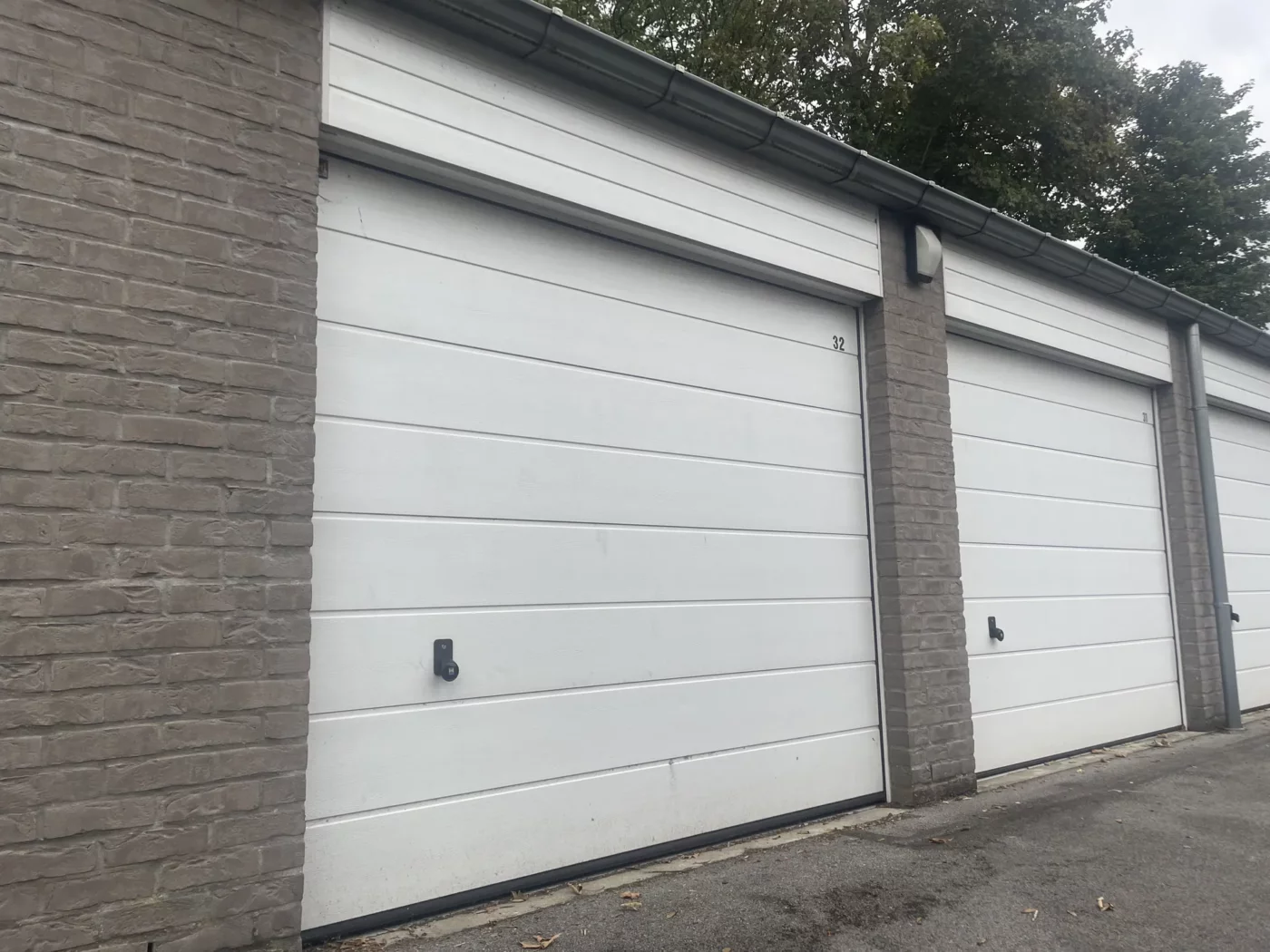 Praktische garagebox op een uitstekende locatie in Sint-Andries.